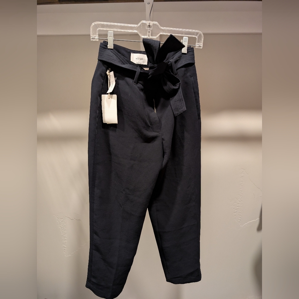 Aritzia Wilfred Tie front Black Pants